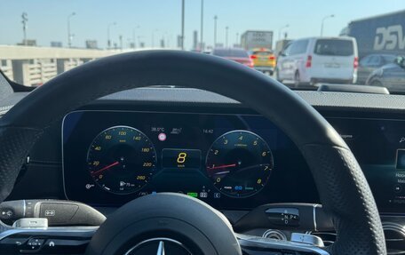 Mercedes-Benz E-Класс, 2022 год, 5 750 000 рублей, 3 фотография