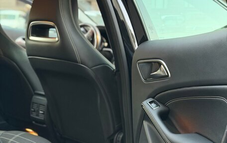 Mercedes-Benz GLA, 2016 год, 2 200 000 рублей, 20 фотография
