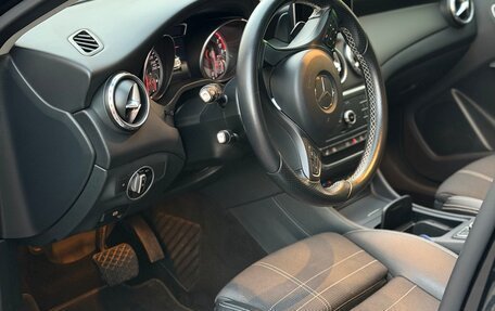 Mercedes-Benz GLA, 2016 год, 2 200 000 рублей, 15 фотография