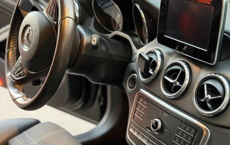 Mercedes-Benz GLA, 2016 год, 2 200 000 рублей, 23 фотография