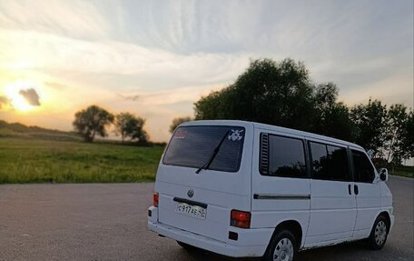 Volkswagen Caravelle T4, 1996 год, 980 000 рублей, 3 фотография