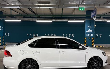 Volkswagen Polo VI (EU Market), 2013 год, 900 000 рублей, 3 фотография