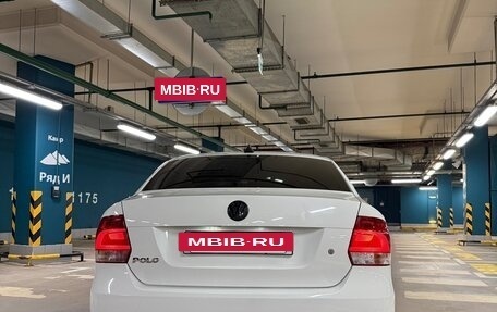 Volkswagen Polo VI (EU Market), 2013 год, 900 000 рублей, 2 фотография