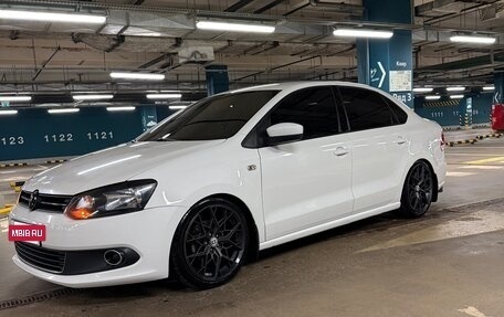 Volkswagen Polo VI (EU Market), 2013 год, 900 000 рублей, 5 фотография
