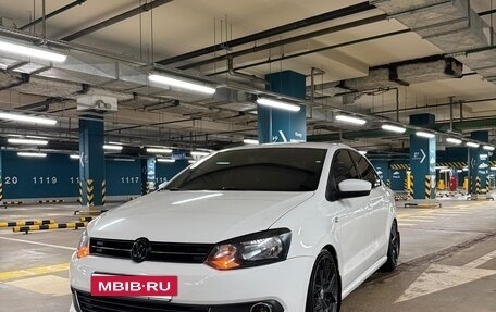 Volkswagen Polo VI (EU Market), 2013 год, 900 000 рублей, 7 фотография