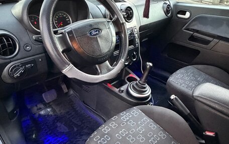 Ford Fusion I, 2005 год, 330 000 рублей, 6 фотография