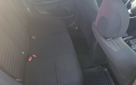Toyota Corolla, 2012 год, 990 000 рублей, 9 фотография