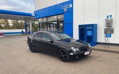 Mercedes-Benz C-Класс, 2003 год, 650 000 рублей, 2 фотография