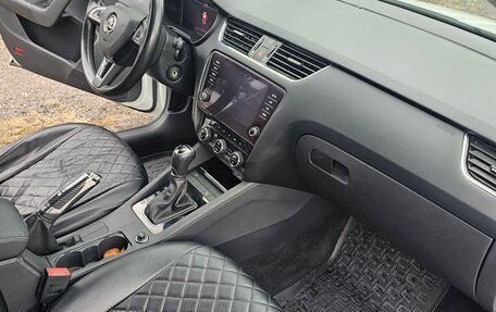 Skoda Octavia, 2018 год, 1 930 000 рублей, 11 фотография