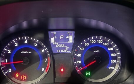 Hyundai Solaris II рестайлинг, 2015 год, 950 000 рублей, 35 фотография