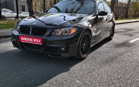 BMW 3 серия, 2006 год, 900 000 рублей, 2 фотография