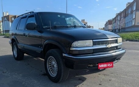 Chevrolet Blazer II рестайлинг, 1998 год, 850 000 рублей, 3 фотография