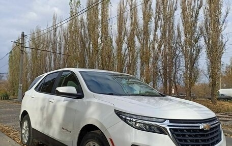 Chevrolet Equinox III, 2022 год, 1 850 000 рублей, 2 фотография