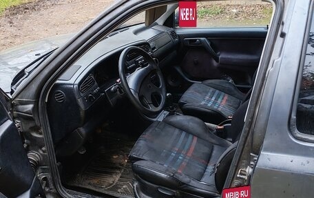 Volkswagen Vento, 1991 год, 2 000 000 рублей, 3 фотография