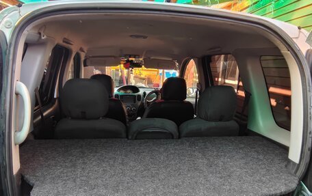 Toyota FunCargo, 2003 год, 529 000 рублей, 6 фотография