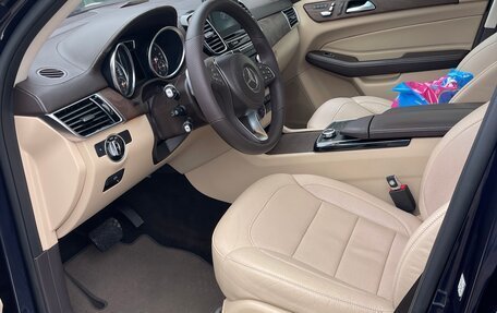 Mercedes-Benz GLS, 2017 год, 4 500 000 рублей, 8 фотография
