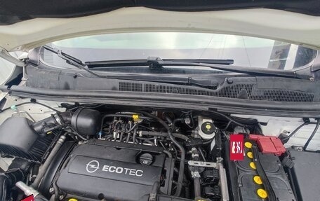 Opel Mokka I, 2014 год, 1 365 000 рублей, 8 фотография