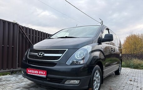 Hyundai H-1 II рестайлинг, 2011 год, 1 500 000 рублей, 1 фотография