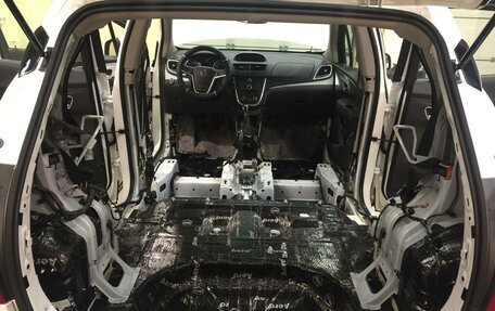 Opel Mokka I, 2014 год, 1 365 000 рублей, 16 фотография