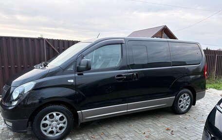 Hyundai H-1 II рестайлинг, 2011 год, 1 500 000 рублей, 4 фотография