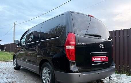 Hyundai H-1 II рестайлинг, 2011 год, 1 500 000 рублей, 6 фотография