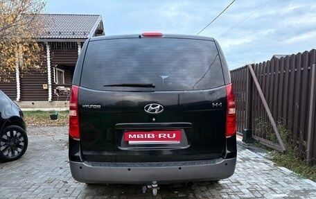 Hyundai H-1 II рестайлинг, 2011 год, 1 500 000 рублей, 8 фотография