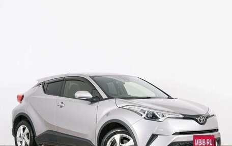 Toyota C-HR I рестайлинг, 2017 год, 1 869 000 рублей, 2 фотография
