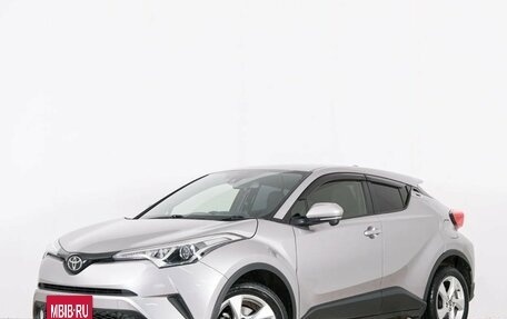Toyota C-HR I рестайлинг, 2017 год, 1 869 000 рублей, 4 фотография