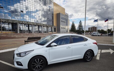 Hyundai Solaris II рестайлинг, 2018 год, 1 400 000 рублей, 5 фотография