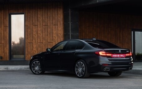 BMW 5 серия, 2019 год, 3 750 000 рублей, 2 фотография