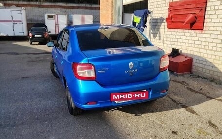 Renault Logan II, 2017 год, 695 000 рублей, 3 фотография