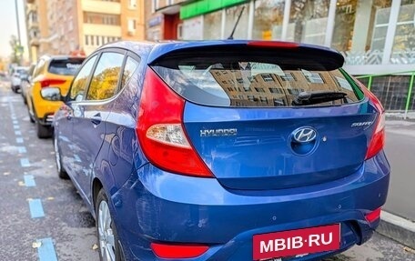 Hyundai Solaris II рестайлинг, 2012 год, 720 000 рублей, 3 фотография
