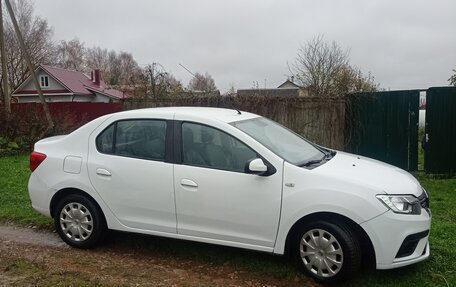 Renault Logan II, 2020 год, 650 000 рублей, 2 фотография