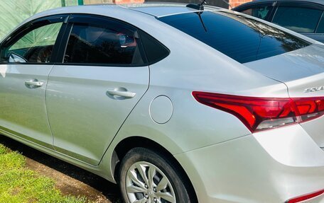 Hyundai Solaris II рестайлинг, 2019 год, 950 000 рублей, 3 фотография