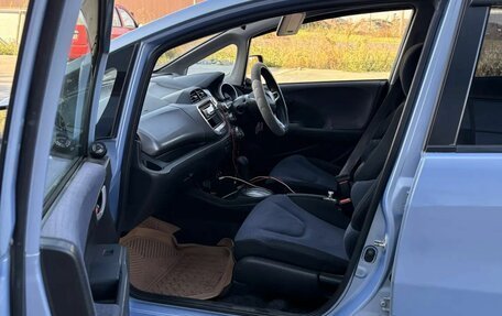 Honda Fit III, 2008 год, 650 000 рублей, 7 фотография