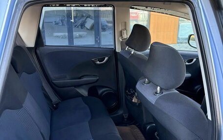 Honda Fit III, 2008 год, 650 000 рублей, 6 фотография
