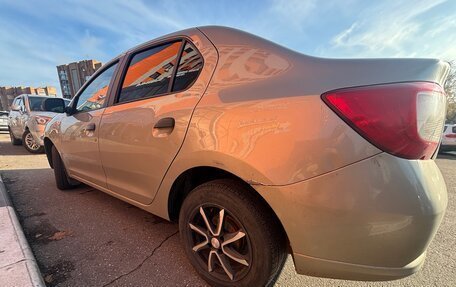 Renault Logan II, 2019 год, 750 000 рублей, 8 фотография