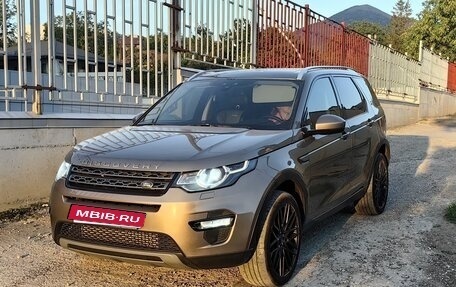 Land Rover Discovery Sport I рестайлинг, 2015 год, 2 400 000 рублей, 1 фотография
