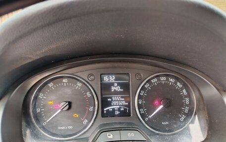 Skoda Rapid I, 2014 год, 850 000 рублей, 6 фотография