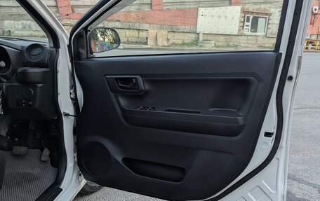 Daihatsu Mira e:S II, 2018 год, 650 000 рублей, 10 фотография
