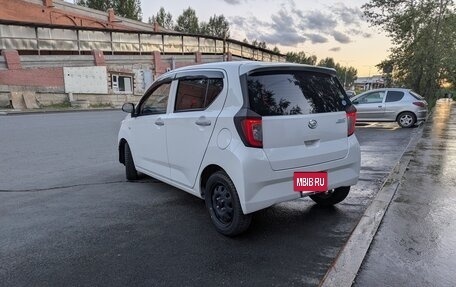Daihatsu Mira e:S II, 2018 год, 650 000 рублей, 3 фотография