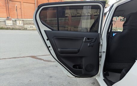 Daihatsu Mira e:S II, 2018 год, 650 000 рублей, 12 фотография