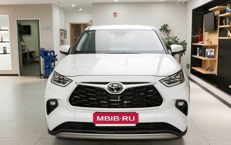 Toyota Highlander, 2026 год, 5 250 000 рублей, 2 фотография