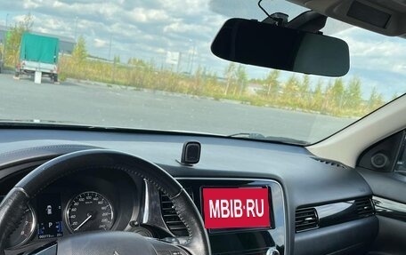 Mitsubishi Outlander III рестайлинг 3, 2020 год, 2 300 рублей, 3 фотография