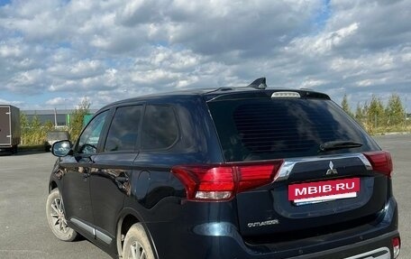 Mitsubishi Outlander III рестайлинг 3, 2020 год, 2 300 рублей, 5 фотография