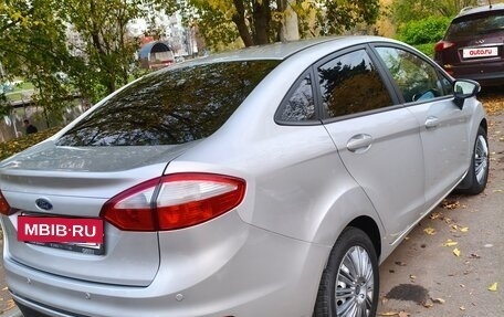 Ford Fiesta, 2015 год, 750 000 рублей, 10 фотография