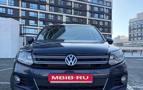 Volkswagen Tiguan I, 2013 год, 1 399 990 рублей, 2 фотография