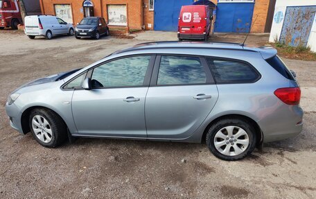 Opel Astra J, 2013 год, 698 000 рублей, 4 фотография