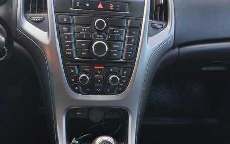 Opel Astra J, 2013 год, 698 000 рублей, 18 фотография