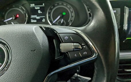 Skoda Rapid II, 2021 год, 1 140 000 рублей, 28 фотография
